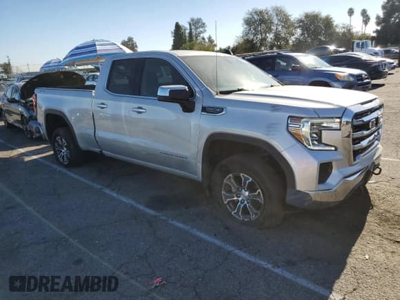 ✅ 2021 GMC Sierra 1500 SLE • VIN: 1GTR9BED5MZ429625 • Лот: 84200274. Опубликован ранее на Copart с пробегом 23 356 миль. Бесплатный доступ к архиву аукционных продаж из США и подробный отчёт об истории автомобиля на DreamBid. Изображение 4.
