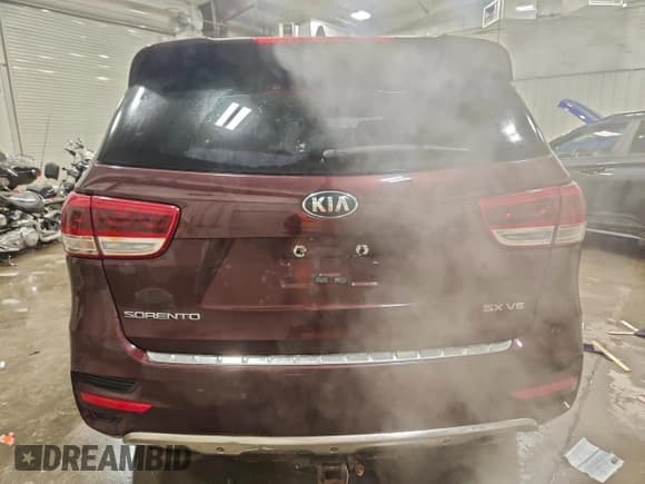 ✅ 2017 Kia Sorento SX • VIN: 5XYPKDA56HG193948 • Lot: 94271825. Listed on Copart with 233,608 mi. Free auction sales archive from the USA and detailed vehicle history report at DreamBid. Image 6.