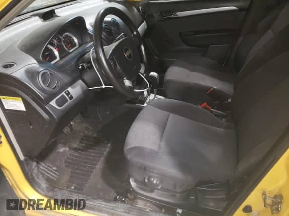 2010 Chevrolet Aveo 1LT z VIN KL1TD5DE7AB101005, wystawiony jako Copart lot #83117764 z przebiegiem 97 957 mil mil oraz Szkoda całkowita • Salvage title. Historia ofert i sprzedaży dostępna na DreamBid. Obrazek 7.