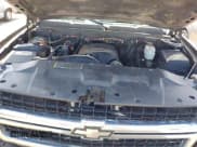 ✅ 2008 Chevrolet Silverado 2500HD 1LT • VIN: 1GCHK29KX8E163363 • Lot: 42540648. Wystawiony na IAAI z przebiegiem 242 555 mil. Bezpłatny archiwum sprzedaży aukcyjnych z USA i szczegółowy raport historii pojazdu na DreamBid. Zdjęcie 10.