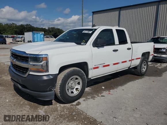 ✅ 2019 Chevrolet Silverado 1500 Work Truck • VIN: 2GCRCNEC3K1131428 • Lot: 73585114. Wystawiony na Copart z przebiegiem 136 536 mil. Bezpłatny archiwum sprzedaży aukcyjnych z USA i szczegółowy raport historii pojazdu na DreamBid. Zdjęcie 1.