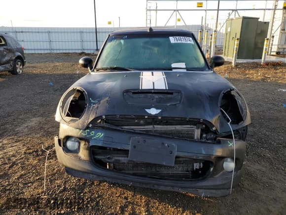 ✅ 2010 MINI Convertible S • VIN: WMWMS3C55ATY09477 • Lot: 78481974. Wystawiony na Copart z przebiegiem 102 954 mil. Bezpłatny archiwum sprzedaży aukcyjnych z USA i szczegółowy raport historii pojazdu na DreamBid. Zdjęcie 5.