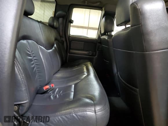 ✅ 2000 Chevrolet Silverado 1500 • VIN: 1GCEK19T6YZ356947 • Лот: 90831945. Опубликован ранее на Copart с пробегом 372 105 миль. Бесплатный доступ к архиву аукционных продаж из США и подробный отчёт об истории автомобиля на DreamBid. Изображение 10.