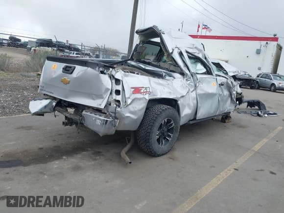 ✅ 2012 Chevrolet Silverado 1500 LTZ • VIN: 3GCPKTE76CG153952 • Lot: 41935031. Wystawiony na IAAI z przebiegiem Nie podano. Bezpłatny archiwum sprzedaży aukcyjnych z USA i szczegółowy raport historii pojazdu na DreamBid. Zdjęcie 4.