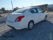 ✅ 2017 Nissan Versa S Plus • VIN: 3N1CN7AP3HL869311 • Lot: 43417277. Wystawiony na IAAI z przebiegiem 132 877 mil. Bezpłatny archiwum sprzedaży aukcyjnych z USA i szczegółowy raport historii pojazdu na DreamBid. Zdjęcie 4.