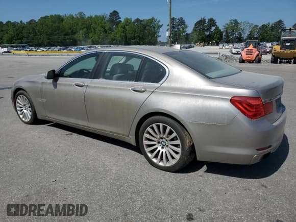 ✅ 2009 BMW 7 Series 750i • VIN: WBAKA835X9CY35026 • Lot: 54975065. Listed on Copart with 106,829 mi. Free auction sales archive from the USA and detailed vehicle history report at DreamBid. Image 2.
