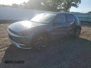 2022 Hyundai Ioniq 5 SE z VIN KM8KMDAF3NU086777, wystawiony jako Copart lot #71910285 z przebiegiem 31 615 mil mil oraz Szkoda całkowita • Salvage title. Historia ofert i sprzedaży dostępna na DreamBid. Obrazek 1.