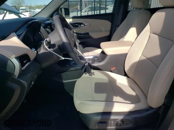 ✅ 2023 Chevrolet Traverse LT Cloth • VIN: 1GNEVMKW9PJ250073 • Lot: 54250495. Listed on Copart with 10,892 mi. Free auction sales archive from the USA and detailed vehicle history report at DreamBid. Image 7.