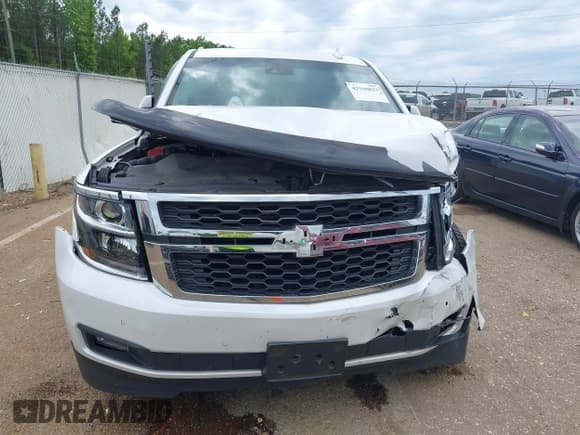 ✅ 2020 Chevrolet Tahoe LT • VIN: 1GNSCBKC4LR181887 • Lot: 42160821. Wystawiony na IAAI z przebiegiem 106 757 mil. Bezpłatny archiwum sprzedaży aukcyjnych z USA i szczegółowy raport historii pojazdu na DreamBid. Zdjęcie 12.