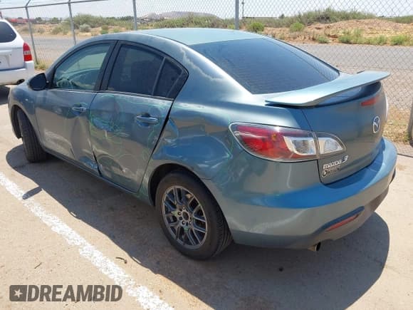 ✅ 2010 Mazda 3 i Sport • VIN: JM1BL1SF6A1166350 • Lot: 42960316. Listed on IAAI with 148,691 mi. Free auction sales archive from the USA and detailed vehicle history report at DreamBid. Image 3.