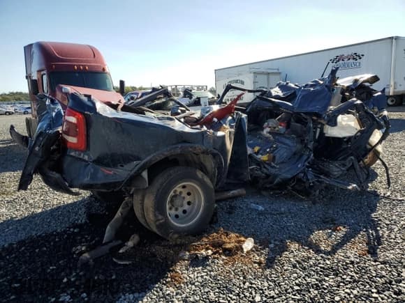 ✅ 2019 Ram 3500 Laramie • VIN: 3C63RRJL9KG715509 • Lot: 80456584. Listed on Copart with Not provided. Free auction sales archive from the USA and detailed vehicle history report at DreamBid. Image 3.