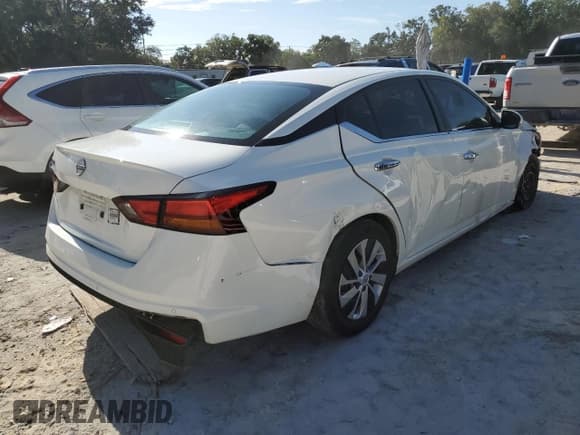 ✅ 2023 Nissan Altima S • VIN: 1N4BL4BV6PN361316 • Lot: 71179255. Wystawiony na Copart z przebiegiem 68 805 mil. Bezpłatny archiwum sprzedaży aukcyjnych z USA i szczegółowy raport historii pojazdu na DreamBid. Zdjęcie 3.