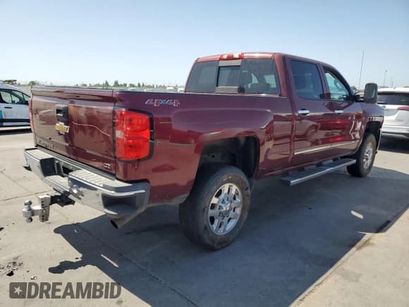 ✅ 2015 Chevrolet Silverado 2500HD LTZ • VIN: 1GC1KWEG5FF123919 • Lot: 60929845. Wystawiony na Copart z przebiegiem 112 850 mil. Bezpłatny archiwum sprzedaży aukcyjnych z USA i szczegółowy raport historii pojazdu na DreamBid. Zdjęcie 3.