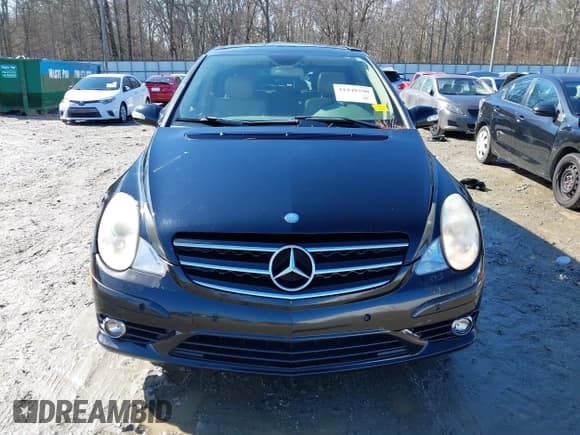 ✅ 2010 Mercedes-Benz R 350 • VIN: 4JGCB6FE0AA110342 • Lot: 41440290. Wystawiony na IAAI z przebiegiem 164 596 mil. Bezpłatny archiwum sprzedaży aukcyjnych z USA i szczegółowy raport historii pojazdu na DreamBid. Zdjęcie 12.