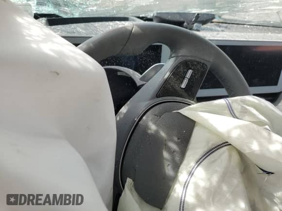 2023 Hyundai Ioniq 5 Limited z VIN KM8KRDAF3PU154872, wystawiony jako Copart lot #57028054 z przebiegiem Nie podano mil oraz Nie do naprawy • Non repairable. Historia ofert i sprzedaży dostępna na DreamBid. Obrazek 9.