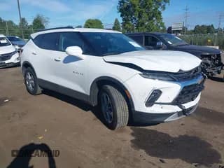 ✅ 2024 Chevrolet Blazer LT • VIN: 3GNKBCR44RS125963 • Lot: 43105883. Listed on IAAI with 18,013 mi. Free auction sales archive from the USA and detailed vehicle history report at DreamBid. Image 1.