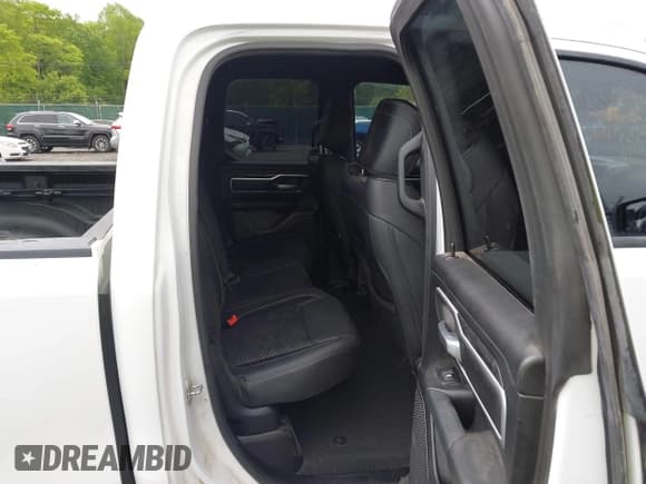 ✅ 2022 Ram 1500 Big Horn • VIN: 1C6SRFBT4NN161302 • Lot: 42290630. Listed on IAAI with 32,805 mi. Free auction sales archive from the USA and detailed vehicle history report at DreamBid. Image 8.