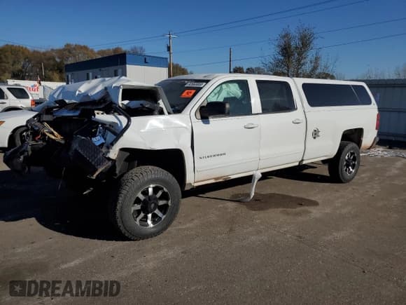 ✅ 2015 Chevrolet Silverado 2500HD LT • VIN: 1GC1KVEG1FF116153 • Лот: 92665855. Опубликован ранее на Copart с пробегом Не указан. Бесплатный доступ к архиву аукционных продаж из США и подробный отчёт об истории автомобиля на DreamBid. Изображение 1.