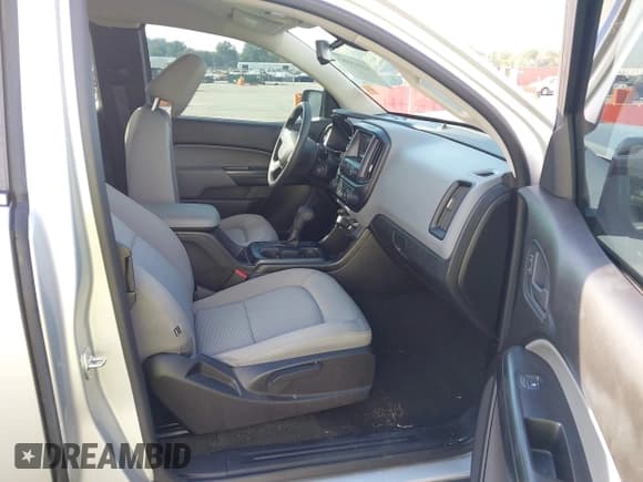 ✅ 2016 Chevrolet Colorado 2WD WT • VIN: 1GCHSBE38G1333062 • Лот: 43445953. Опубликован ранее на IAAI с пробегом 36 918 миль. Бесплатный доступ к архиву аукционных продаж из США и подробный отчёт об истории автомобиля на DreamBid. Изображение 5.