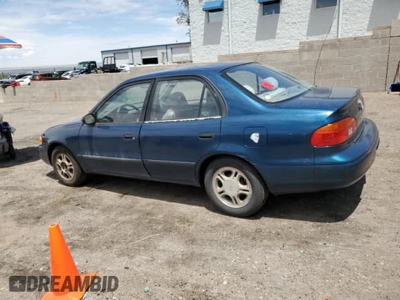 ✅ 2000 Chevrolet Prizm • VIN: 1Y1SK5282YZ429369 • Lot: 64647405. Listed on Copart with 215,151 mi. Free auction sales archive from the USA and detailed vehicle history report at DreamBid. Image 2.
