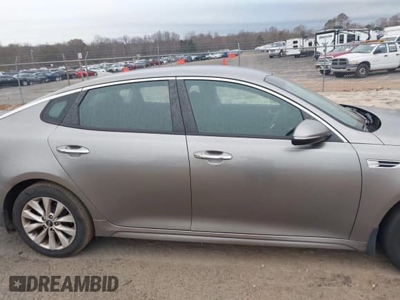 ✅ 2018 Kia Optima LX • VIN: 5XXGT4L37JG259457 • Лот: 43796590. Опубликован ранее на IAAI с пробегом 150 072 миль. Бесплатный доступ к архиву аукционных продаж из США и подробный отчёт об истории автомобиля на DreamBid. Изображение 13.