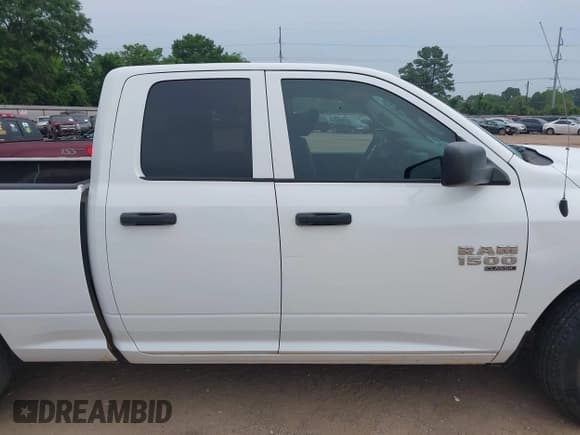 ✅ 2020 Ram 1500 Tradesman • VIN: 1C6RR6FG0LS138352 • Lot: 42085740. Listed on IAAI with 156,050 mi. Free auction sales archive from the USA and detailed vehicle history report at DreamBid. Image 14.
