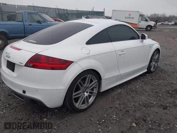 ✅ 2012 Audi TT 2.0T Prestige • VIN: TRUKFAFK8C1007935 • Lot: 43914791. Listed on IAAI with Not provided. Free auction sales archive from the USA and detailed vehicle history report at DreamBid. Image 4.