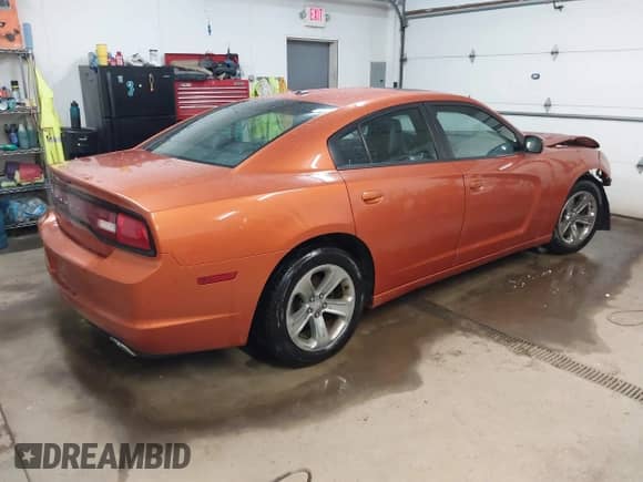 2011 Dodge Charger Rallye с VIN 2B3CL3CG9BH506618, выставлен на аукционе IAAI как лот 41574495 с пробегом 68 032 миль миль и . История ставок и продаж доступна на DreamBid. Изображение 4.