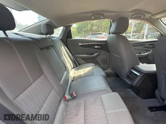 2017 Chevrolet Impala LT с VIN 2G1105S32H9170931, выставлен на аукционе Copart как лот 47422044 с пробегом 98 202 миль миль и . История ставок и продаж доступна на DreamBid. Изображение 6.