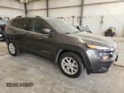 ✅ 2016 Jeep Cherokee Latitude • VIN: 1C4PJMCB3GW148909 • Lot: 92486445. Listed on Copart with 117,134 mi. Free auction sales archive from the USA and detailed vehicle history report at DreamBid. Image 4.