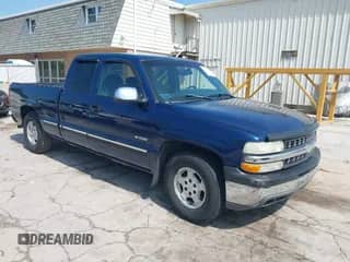 1999 Chevrolet Silverado 1500 LS с VIN 2GCEC19T1X1122980, выставлен на аукционе IAAI как лот 42529378 с пробегом 199 518 миль миль и . История ставок и продаж доступна на DreamBid. Изображение 1.