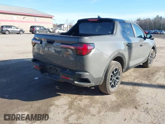 2024 Hyundai Santa Cruz SE с VIN 5NTJADAE3RH096498, выставлен на аукционе IAAI как лот 41100341 с пробегом 7 550 миль миль и . История ставок и продаж доступна на DreamBid. Изображение 4.