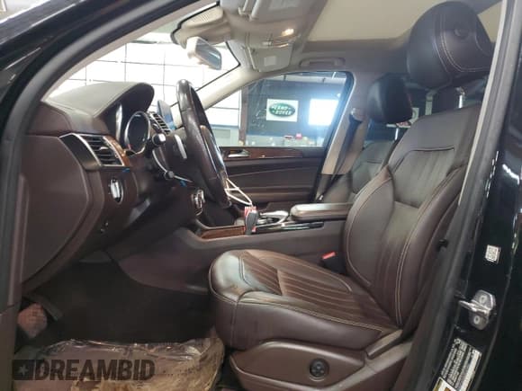 ✅ 2019 Mercedes-Benz GLS 450 • VIN: 4JGDF6EE8KB220982 • Lot: 56013175. Wystawiony na Copart z przebiegiem 136 845 mil. Bezpłatny archiwum sprzedaży aukcyjnych z USA i szczegółowy raport historii pojazdu na DreamBid. Zdjęcie 7.