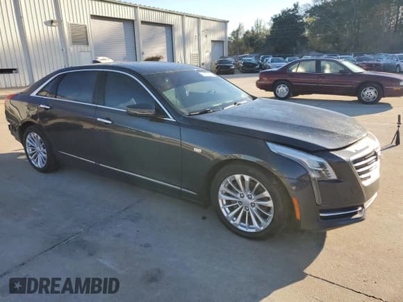 ✅ 2016 Cadillac CT6 RWD • VIN: 1G6KA5RX8GU166968 • Lot: 81972264. Wystawiony na Copart z przebiegiem 120 147 mil. Bezpłatny archiwum sprzedaży aukcyjnych z USA i szczegółowy raport historii pojazdu na DreamBid. Zdjęcie 4.