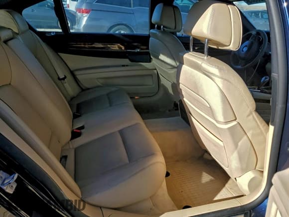 ✅ 2014 BMW 7 Series ALPINA B7 xDrive • VIN: WBAYF8C56ED653467 • Lot: 96925805. Wystawiony na Copart z przebiegiem 122 106 mil. Bezpłatny archiwum sprzedaży aukcyjnych z USA i szczegółowy raport historii pojazdu na DreamBid. Zdjęcie 10.