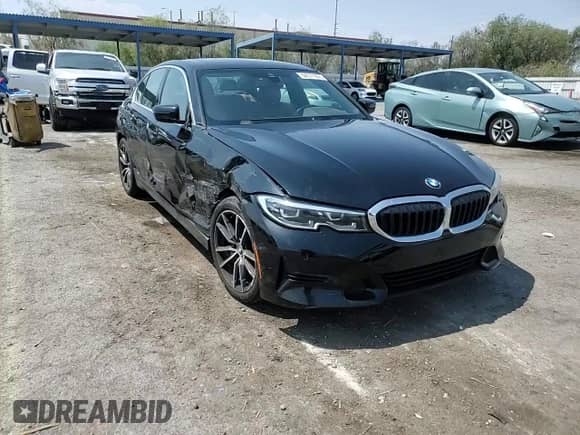 2022 BMW 3 Series 330i z VIN 3MW5R1J07N8C37031, wystawiony jako Copart lot #64571865 z przebiegiem 70 832 mil mil oraz Szkoda całkowita • Salvage title. Historia ofert i sprzedaży dostępna na DreamBid. Obrazek 13.
