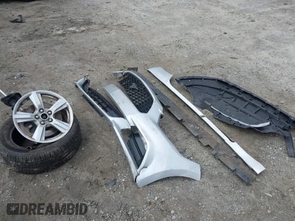 ✅ 2017 Ford Mustang V6 • VIN: 1FA6P8AM2H5236742 • Lot: 41816173. Listed on IAAI with 104,337 mi. Free auction sales archive from the USA and detailed vehicle history report at DreamBid. Image 11.