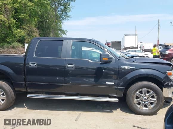 ✅ 2014 Ford F-150 FX4 • VIN: 1FTFW1ET9EFC58779 • Lot: 42496572. Listed on IAAI with 137,802 mi. Free auction sales archive from the USA and detailed vehicle history report at DreamBid. Image 14.