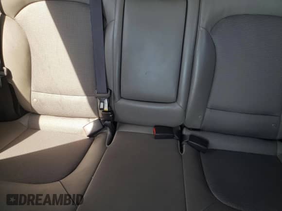 2015 Hyundai Tucson SE z VIN KM8JUCAG9FU107602, wystawiony jako Copart lot #66664083 z przebiegiem 140 338 mil mil oraz . Historia ofert i sprzedaży dostępna na DreamBid. Obrazek 10.