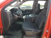 ✅ 2021 Chevrolet Silverado 1500 Custom • VIN: 1GCRYBEK3MZ126361 • Lot: 68019694. Wystawiony na Copart z przebiegiem 87 352 mil. Bezpłatny archiwum sprzedaży aukcyjnych z USA i szczegółowy raport historii pojazdu na DreamBid. Zdjęcie 7.