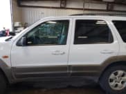 ✅ 2004 Mazda Tribute ES • VIN: 4F2CZ96134KM11281 • Lot: 42410058. Wystawiony na IAAI z przebiegiem 169 084 mil. Bezpłatny archiwum sprzedaży aukcyjnych z USA i szczegółowy raport historii pojazdu na DreamBid. Zdjęcie 14.