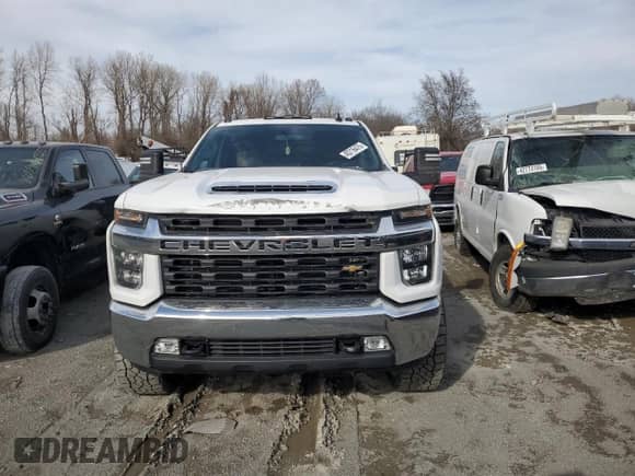 2021 Chevrolet Silverado 3500HD LT z VIN 1GC4YTEY7MF290086, wystawiony jako Copart lot #45716475 z przebiegiem 110 374 mil mil oraz Czysty tytuł • Clean title. Historia ofert i sprzedaży dostępna na DreamBid. Obrazek 5.