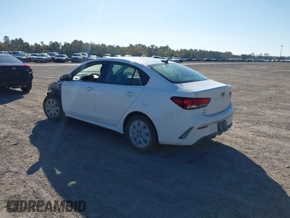 ✅ 2021 Kia Rio S • VIN: 3KPA24AD8ME406158 • Лот: 43601292. Опубликован ранее на IAAI с пробегом 67 176 миль. Бесплатный доступ к архиву аукционных продаж из США и подробный отчёт об истории автомобиля на DreamBid. Изображение 3.