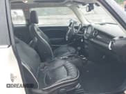 ✅ 2012 MINI Hardtop S • VIN: WMWSV3C59CT386436 • Lot: 42254715. Listed on IAAI with 60,260 mi. Free auction sales archive from the USA and detailed vehicle history report at DreamBid. Image 5.