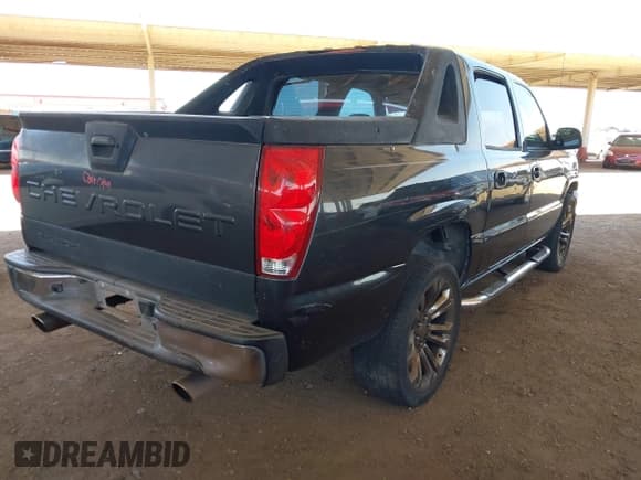 ✅ 2005 Chevrolet Avalanche Z66 • VIN: 3GNEC12Z45G289005 • Lot: 42688332. Listed on IAAI with 280,901 mi. Free auction sales archive from the USA and detailed vehicle history report at DreamBid. Image 4.