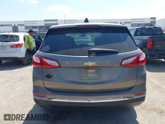 ✅ 2018 Chevrolet Equinox LT • VIN: 3GNAXJEV1JS566275 • Lot: 43212923. Wystawiony na IAAI z przebiegiem 193 291 mil. Bezpłatny archiwum sprzedaży aukcyjnych z USA i szczegółowy raport historii pojazdu na DreamBid. Zdjęcie 16.