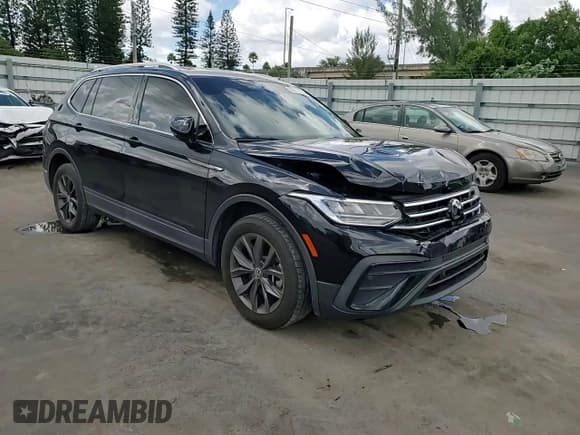 ✅ 2022 Volkswagen Tiguan SE • VIN: 3VV3B7AX6NM117485 • Лот: 82312115. Опубликован ранее на Copart с пробегом 56 170 миль. Бесплатный доступ к архиву аукционных продаж из США и подробный отчёт об истории автомобиля на DreamBid. Изображение 14.