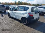 ✅ 2009 Honda Fit • VIN: JHMGE88209S052393 • Лот: 43515216. Опубликован ранее на IAAI с пробегом 370 360 миль. Бесплатный доступ к архиву аукционных продаж из США и подробный отчёт об истории автомобиля на DreamBid. Изображение 3.