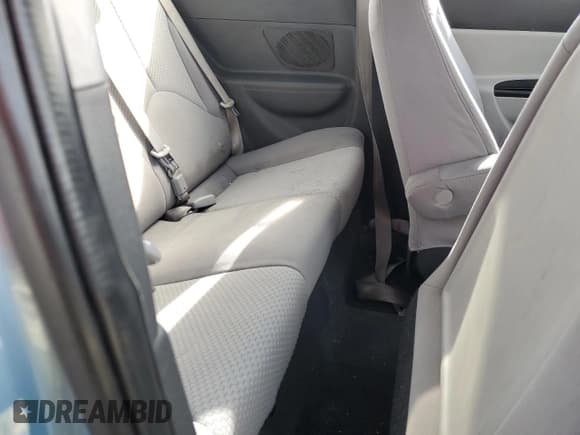 ✅ 2011 Hyundai Accent GS • VIN: KMHCM3ACXBU197102 • Лот: 43465955. Опубликован ранее на Copart с пробегом 113 024 миль. Бесплатный доступ к архиву аукционных продаж из США и подробный отчёт об истории автомобиля на DreamBid. Изображение 10.