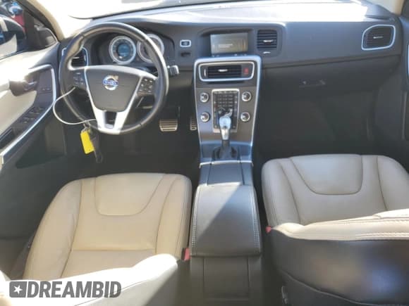 ✅ 2013 Volvo S60 T5 Premier • VIN: YV1612FS6D1215209 • Lot: 92097105. Listed on Copart with 91,695 mi. Free auction sales archive from the USA and detailed vehicle history report at DreamBid. Image 8.